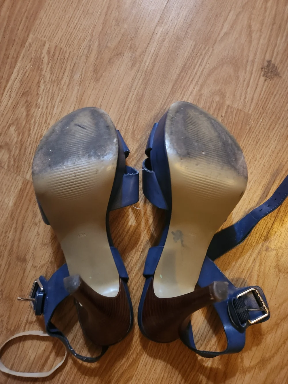 GUESS Navy Cross-Strap Heeled Sandals